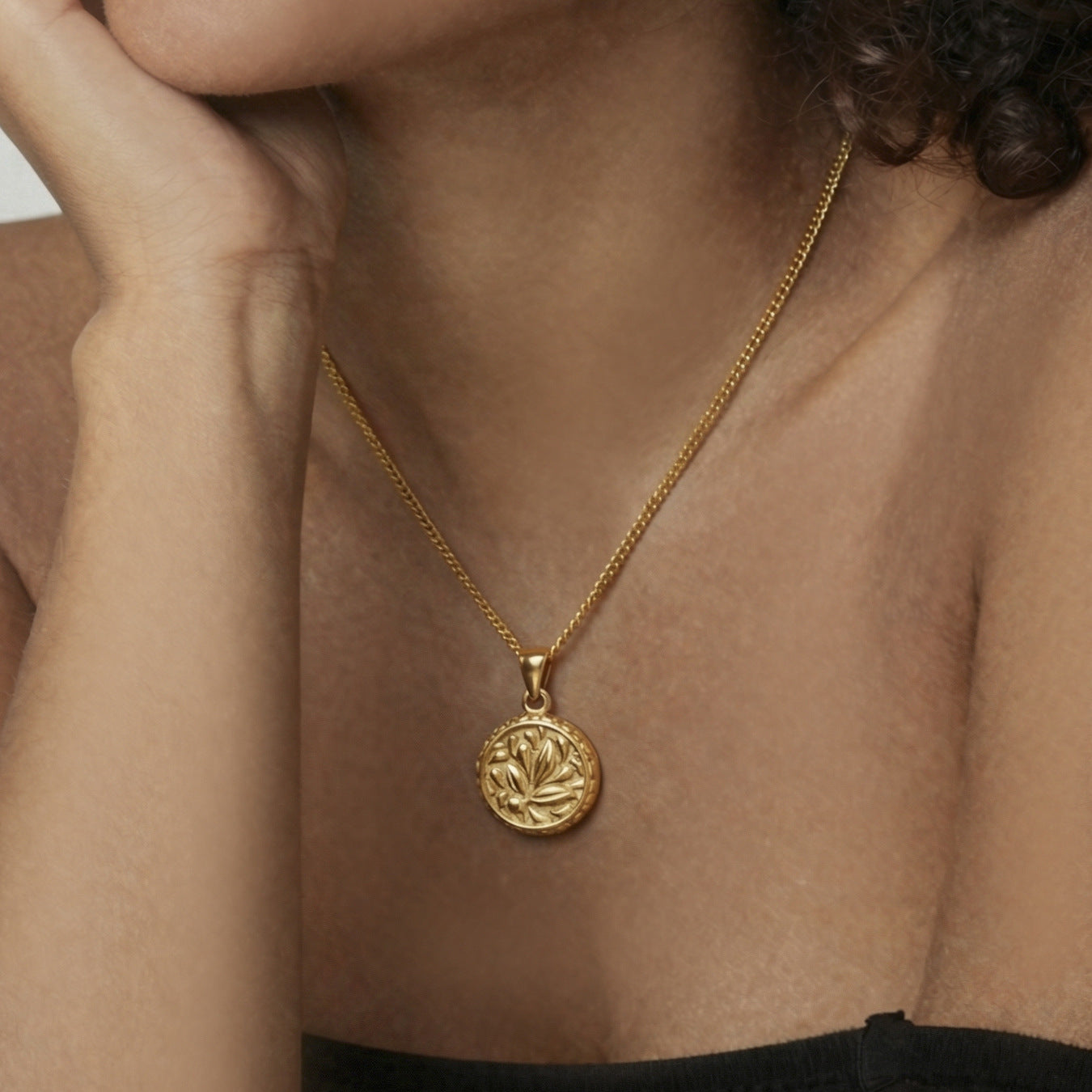The Olivelle Medallion
